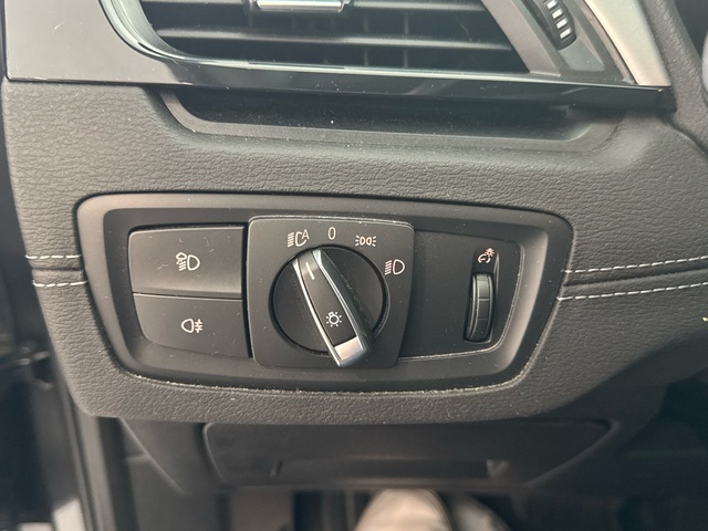 BMW X2 xDrive18d color Gris. Año 2021. 110KW(150CV). Diésel. En concesionario Motor Gorbea de Álava