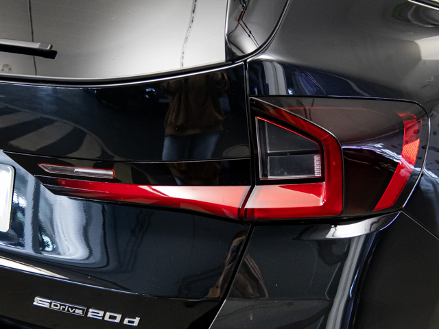 BMW X1 sDrive20d color Negro. Año 2024. 120KW(163CV). Diésel. En concesionario BMW Fuenteolid Valladolid de Valladolid