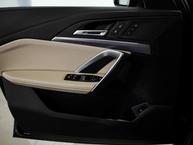 BMW X1 sDrive20d color Negro. Año 2024. 120KW(163CV). Diésel. En concesionario BMW Fuenteolid Valladolid de Valladolid