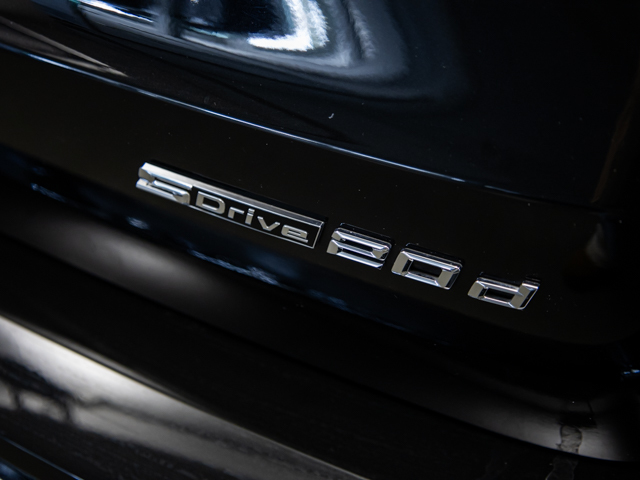 BMW X1 sDrive20d color Negro. Año 2024. 120KW(163CV). Diésel. En concesionario BMW Fuenteolid Valladolid de Valladolid