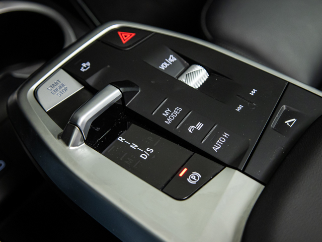 BMW X1 sDrive20d color Blanco. Año 2024. 120KW(163CV). Diésel. En concesionario BMW Fuenteolid Valladolid de Valladolid