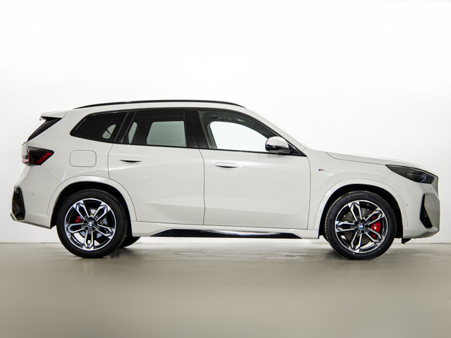 BMW X1 sDrive20d color Blanco. Año 2024. 120KW(163CV). Diésel. En concesionario BMW Fuenteolid Valladolid de Valladolid