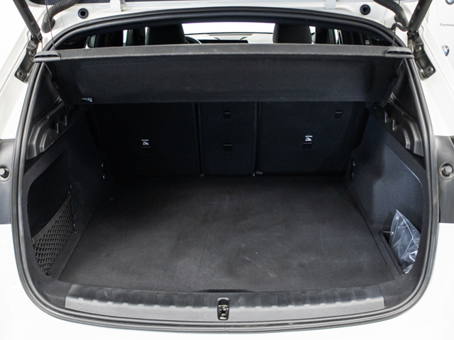 BMW X1 sDrive20d color Blanco. Año 2024. 120KW(163CV). Diésel. En concesionario BMW Fuenteolid Valladolid de Valladolid