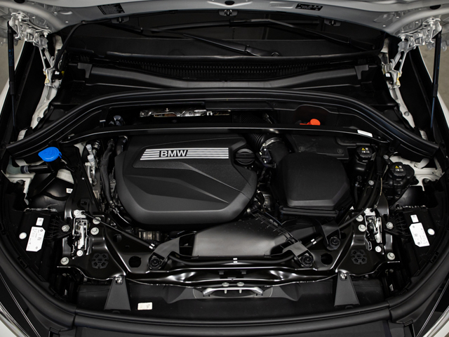 BMW X1 sDrive20d color Blanco. Año 2024. 120KW(163CV). Diésel. En concesionario BMW Fuenteolid Valladolid de Valladolid