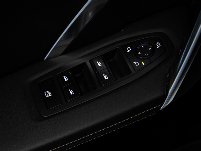 BMW X1 sDrive20d color Blanco. Año 2024. 120KW(163CV). Diésel. En concesionario BMW Fuenteolid Valladolid de Valladolid