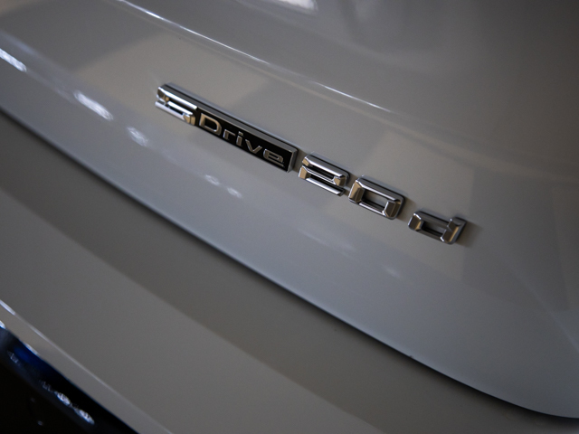 BMW X1 sDrive20d color Blanco. Año 2024. 120KW(163CV). Diésel. En concesionario BMW Fuenteolid Valladolid de Valladolid