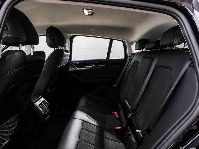 BMW X4 xDrive20d color Negro. Año 2020. 140KW(190CV). Diésel. En concesionario Oliva Motor Tarragona de Tarragona