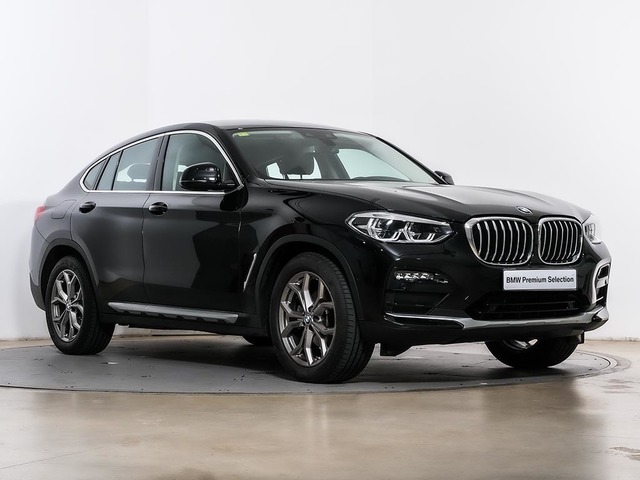 BMW X4 xDrive20d color Negro. Año 2020. 140KW(190CV). Diésel. En concesionario Oliva Motor Tarragona de Tarragona
