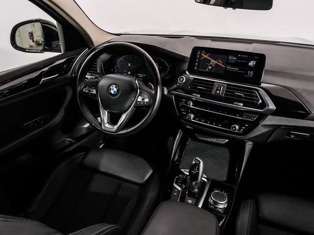 BMW X4 xDrive20d color Negro. Año 2020. 140KW(190CV). Diésel. En concesionario Oliva Motor Tarragona de Tarragona
