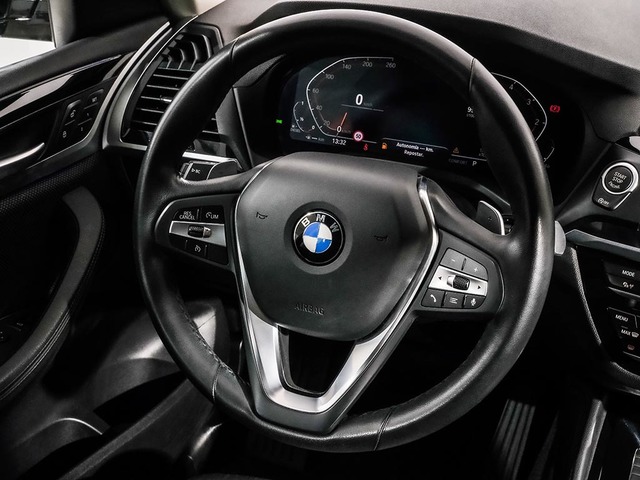 BMW X4 xDrive20d color Negro. Año 2020. 140KW(190CV). Diésel. En concesionario Oliva Motor Tarragona de Tarragona