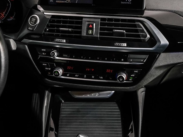 BMW X4 xDrive20d color Negro. Año 2020. 140KW(190CV). Diésel. En concesionario Oliva Motor Tarragona de Tarragona