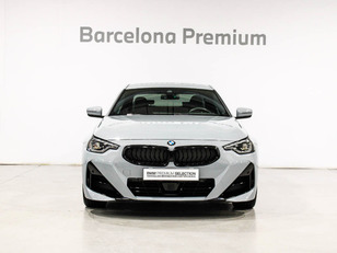 Fotos de BMW Serie 2 220d Coupe color Gris. Año 2024. 140KW(190CV). Diésel. En concesionario Barcelona Premium -- GRAN VIA de Barcelona