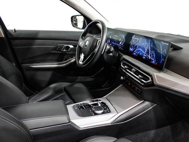 BMW Serie 3 320d Touring color Negro. Año 2024. 140KW(190CV). Diésel. En concesionario Barcelona Premium -- GRAN VIA de Barcelona
