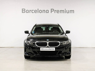 Fotos de BMW Serie 3 320d Touring color Negro. Año 2024. 140KW(190CV). Diésel. En concesionario Barcelona Premium -- GRAN VIA de Barcelona