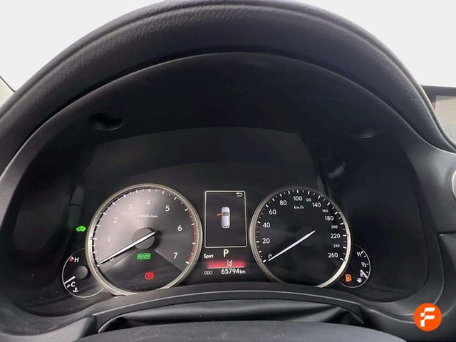 Foto 11 Lexus NX 300h Executive Navigation 145 kW (197 CV)