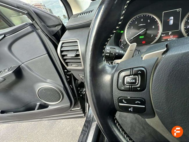 Foto 14 Lexus NX 300h Executive Navigation 145 kW (197 CV)