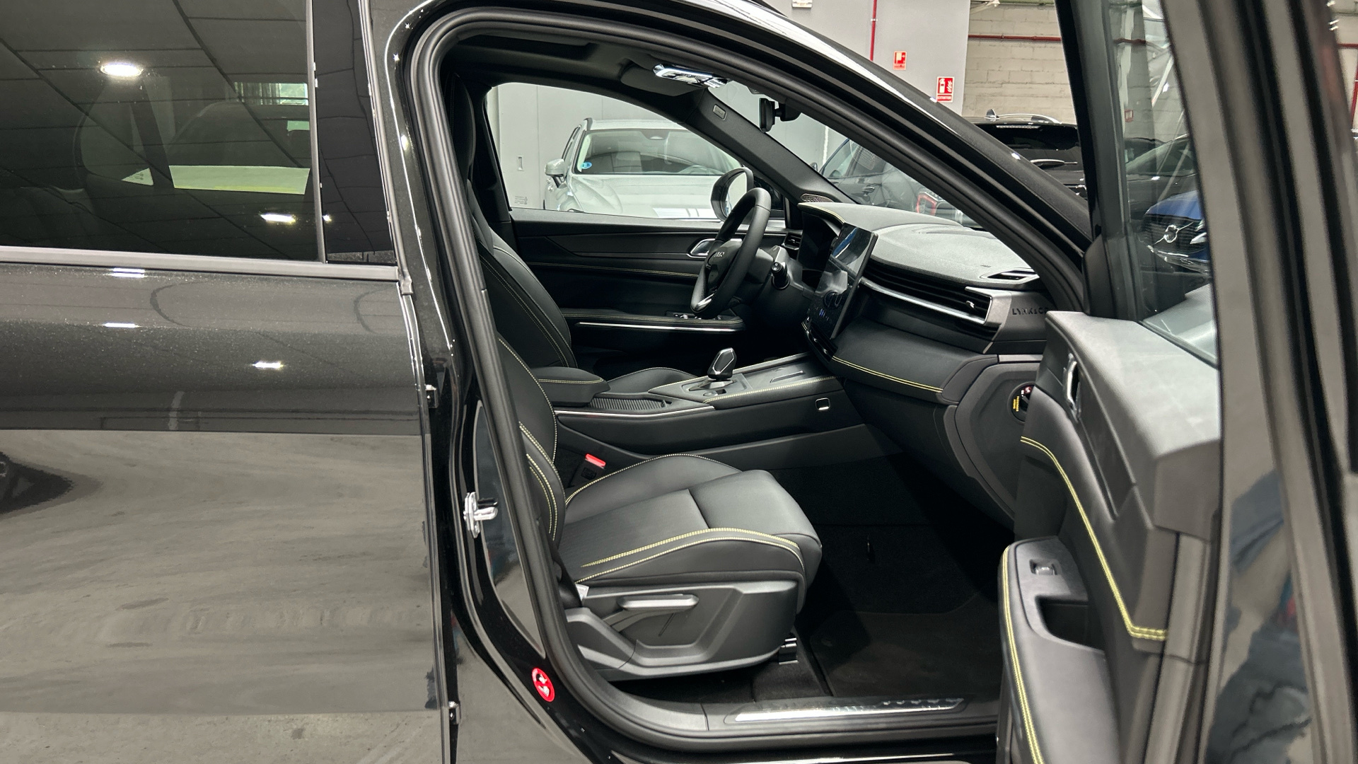 Lynk & Co 01 Km0 80509663 - 8 Lynk & Co 01 Km0 80509663 - 8