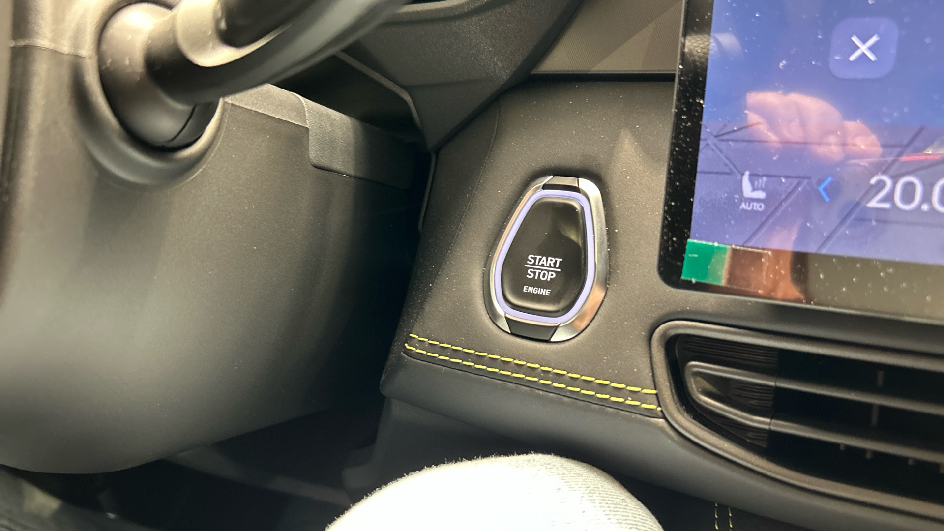 Lynk & Co 01 Km0 80509663 - 24 Lynk & Co 01 Km0 80509663 - 24