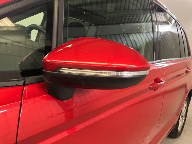 Volkswagen Touran Advance 2.0 TDI 90 kW (122 CV)