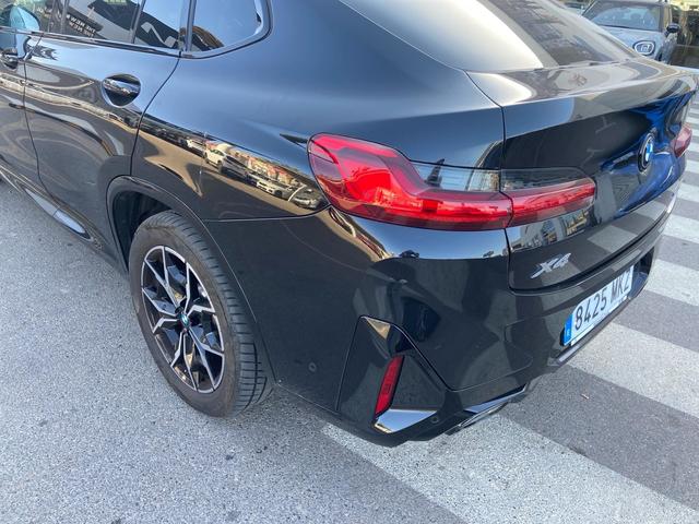 BMW X4 xDrive20d color Negro. Año 2023. 140KW(190CV). Híbrido Electro/Diesel. En concesionario Automotor Costa, S.L.U. de Almería