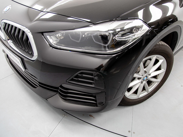 BMW X2 sDrive18d color Negro. Año 2021. 110KW(150CV). Diésel. En concesionario Móvil Begar Alicante de Alicante