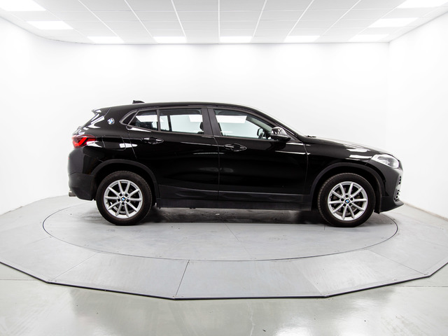 BMW X2 sDrive18d color Negro. Año 2021. 110KW(150CV). Diésel. En concesionario Móvil Begar Alicante de Alicante