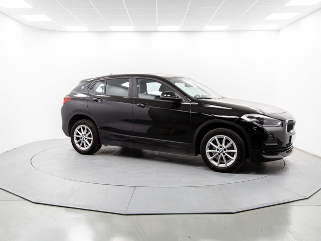 BMW X2 sDrive18d color Negro. Año 2021. 110KW(150CV). Diésel. En concesionario Móvil Begar Alicante de Alicante