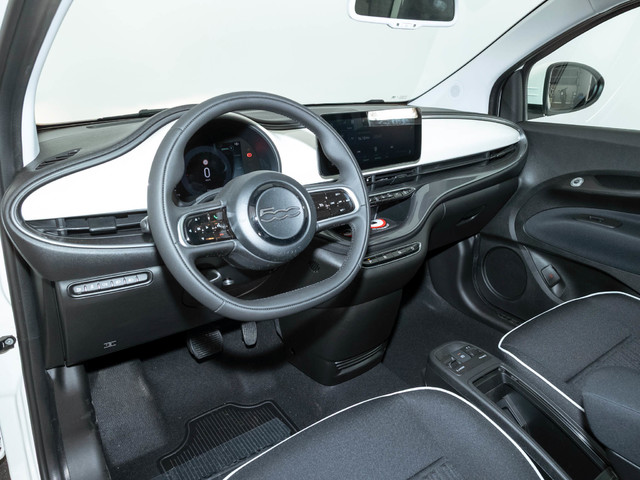 Fiat 500 Electrico 500 Hb 320km