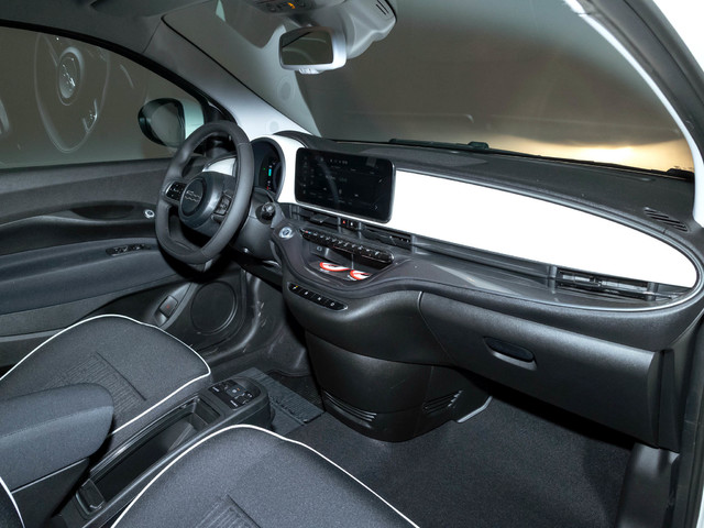 Fiat 500 Electrico 500 Hb 320km