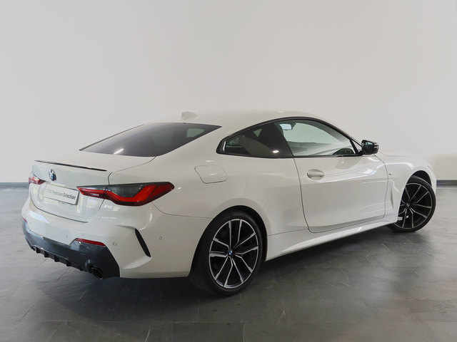BMW Serie 4 420d Coupe color Blanco. Año 2021. 140KW(190CV). Diésel. En concesionario Autogal de Ourense