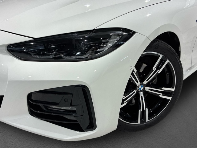 BMW Serie 4 420i Coupe color Blanco. Año 2021. 135KW(184CV). Gasolina. En concesionario BMW Marcos Automoción de Valencia
