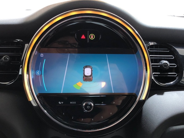 fotoG 20 del MINI MINI 5 Puertas Cooper 100 kW (136 CV) 136cv Gasolina del 2023 en Madrid