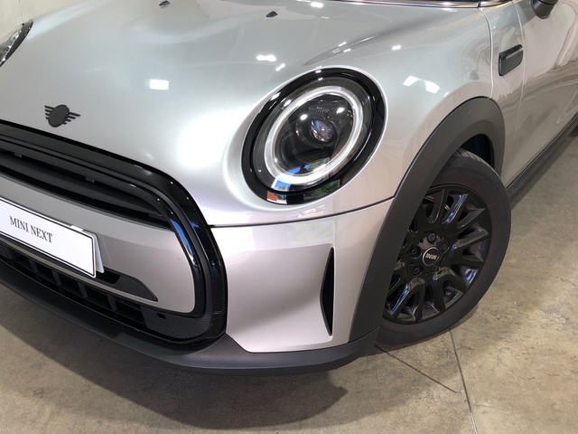 fotoG 5 del MINI MINI 5 Puertas Cooper 100 kW (136 CV) 136cv Gasolina del 2023 en Madrid