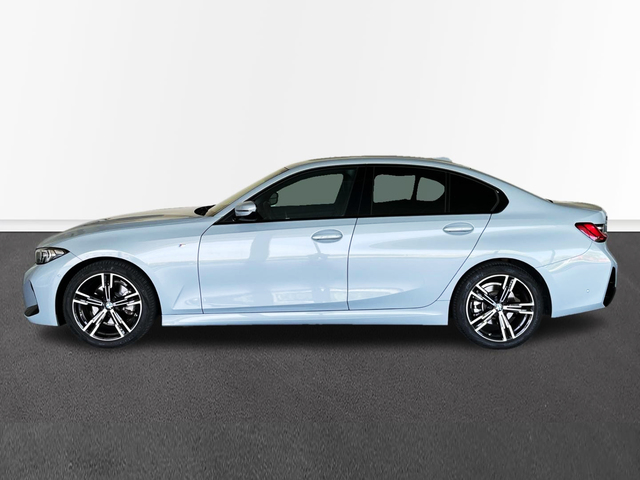 BMW Serie 3 320d color Gris. Año 2024. 140KW(190CV). Diésel. En concesionario Murcia Premium S.L. AV DEL ROCIO de Murcia