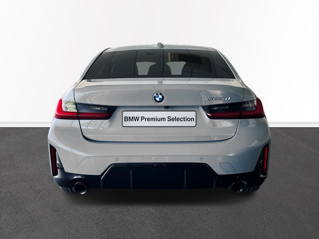 BMW Serie 3 320d color Gris. Año 2024. 140KW(190CV). Diésel. En concesionario Murcia Premium S.L. AV DEL ROCIO de Murcia