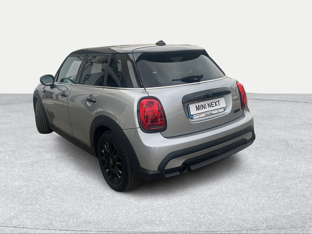 fotoG 13 del MINI MINI 5 Puertas Cooper 100 kW (136 CV) 136cv Gasolina del 2023 en Granada