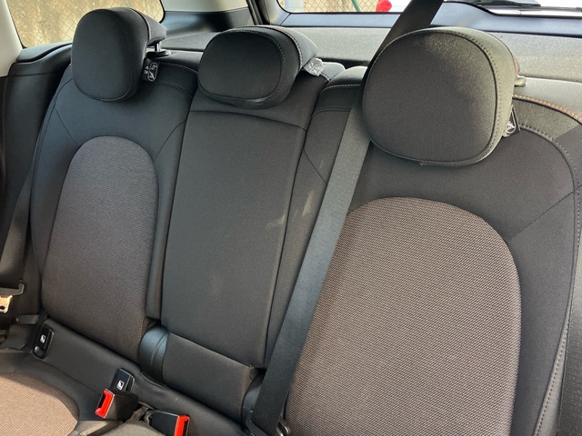 fotoG 8 del MINI MINI Countryman Cooper D 110 kW (150 CV) 150cv Diésel del 2023 en León