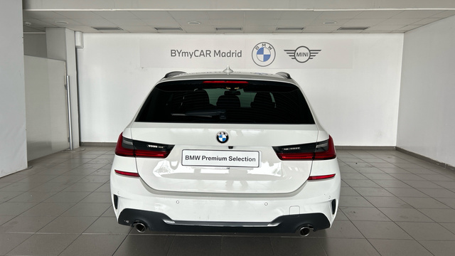BMW Serie 3 318d Touring color Blanco. Año 2021. 110KW(150CV). Diésel. En concesionario BYmyCAR Madrid - Alcalá de Madrid
