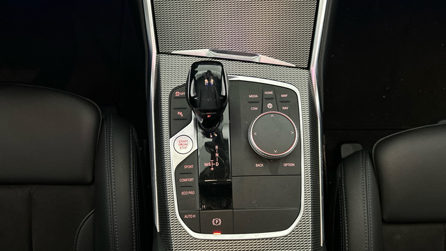 BMW Serie 3 318d Touring color Blanco. Año 2021. 110KW(150CV). Diésel. En concesionario BYmyCAR Madrid - Alcalá de Madrid