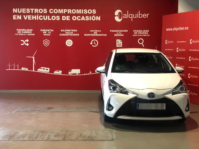 Toyota Yaris 1.5 100H Active 74 kW (100 CV)