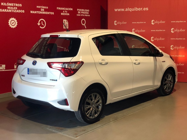 Toyota Yaris 1.5 100H Active 74 kW (100 CV)
