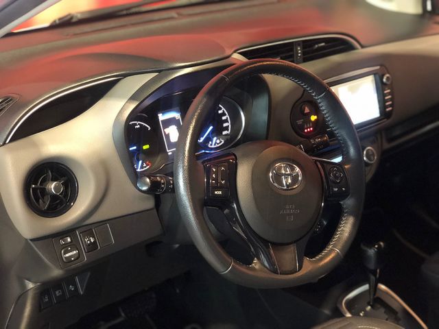 Toyota Yaris 1.5 100H Active 74 kW (100 CV)