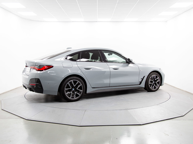 BMW Serie 4 420d Gran Coupe color Gris. Año 2024. 140KW(190CV). Diésel. En concesionario Móvil Begar Alicante de Alicante