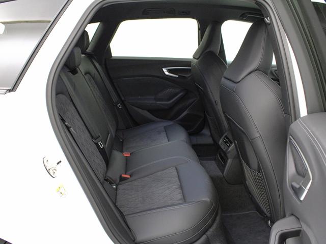 Audi A5 Avant e-hybrid Black Line quattro 270 kW (367 CV)