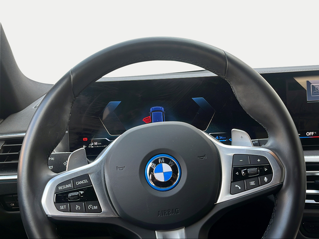 BMW Serie 3 330e Touring color Azul. Año 2024. 215KW(292CV). Híbrido Electro/Gasolina. En concesionario Ilbira Motor | Granada de Granada