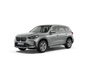 Fotos de BMW X1 xDrive30e color Gris Plata. Año 2024. 240KW(326CV). Híbrido Electro/Gasolina. En concesionario Ilbira Motor | Granada de Granada