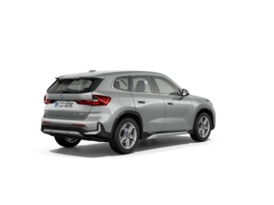 Fotos de BMW X1 xDrive30e color Gris Plata. Año 2024. 240KW(326CV). Híbrido Electro/Gasolina. En concesionario Ilbira Motor | Granada de Granada
