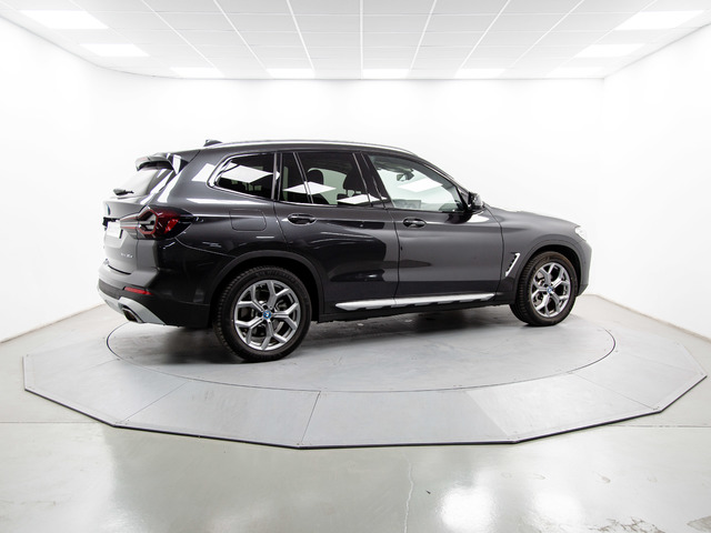 BMW X3 xDrive30e color Gris. Año 2024. 215KW(292CV). Híbrido Electro/Gasolina. En concesionario Móvil Begar Alicante de Alicante