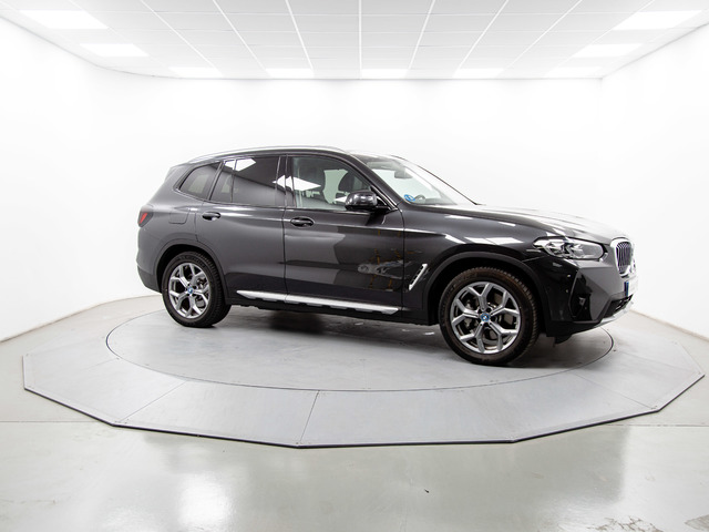 BMW X3 xDrive30e color Gris. Año 2024. 215KW(292CV). Híbrido Electro/Gasolina. En concesionario Móvil Begar Alicante de Alicante