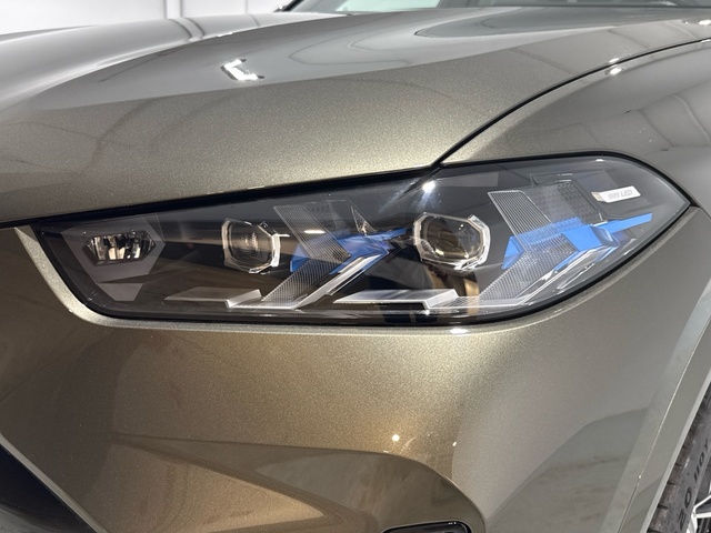 BMW X5 xDrive50e color Marrón. Año 2025. 360KW(489CV). Híbrido Electro/Gasolina. En concesionario Auto Premier, S.A. - MADRID de Madrid
